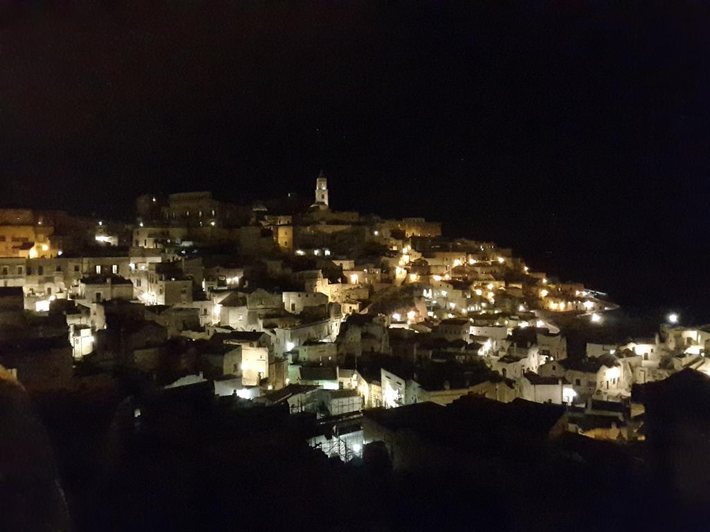 Apartamento Sassi Sedicidiciotto Matera Exterior foto